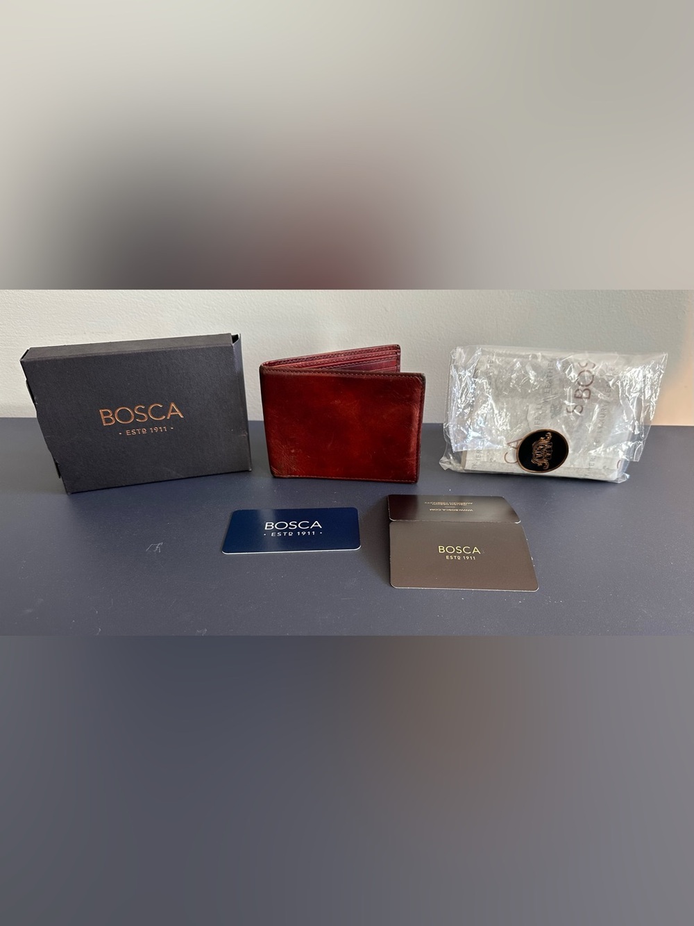 Bosca Men's Bifold Wallet in Burgundy Red Leather